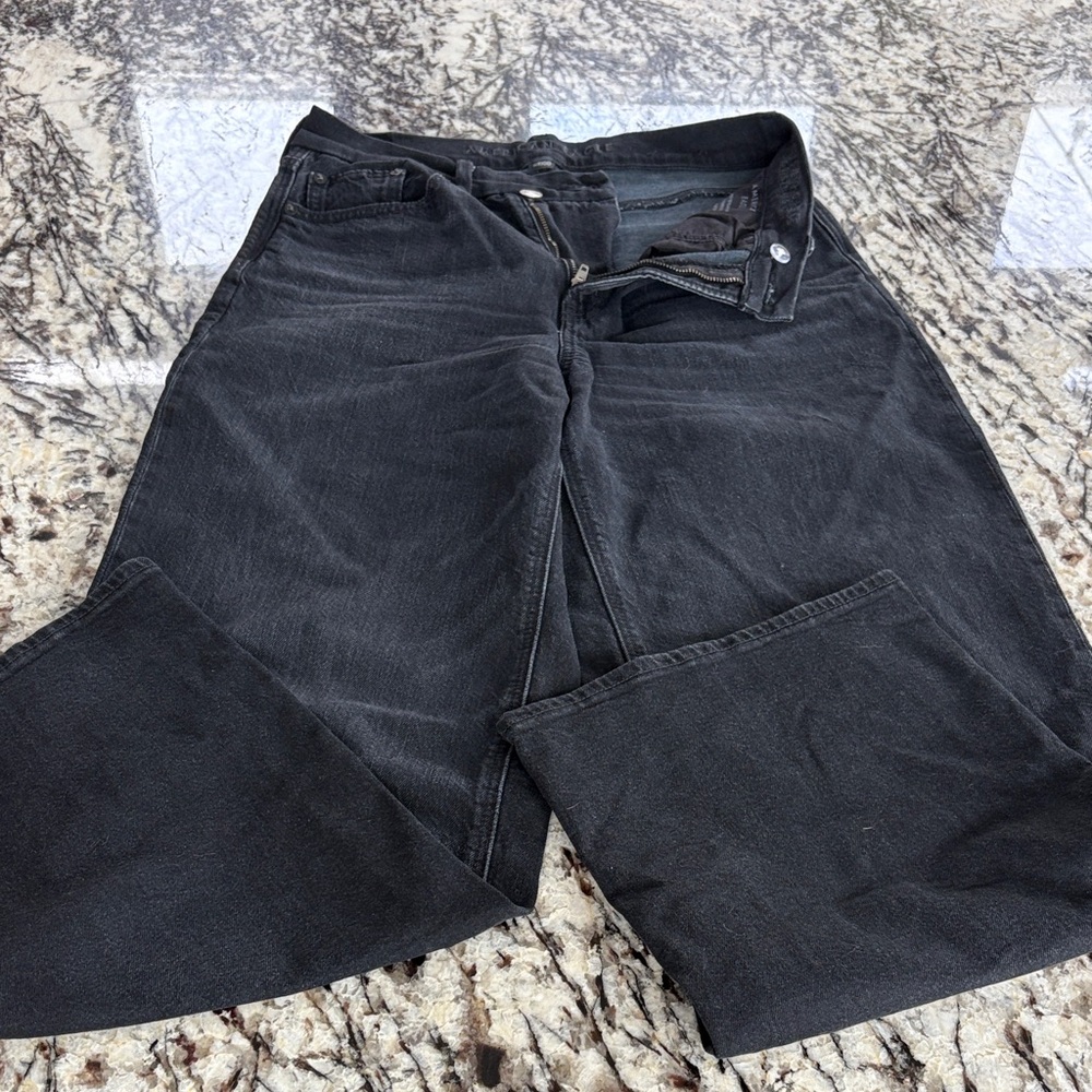 American Eagle Curvy Super High Rise Baggy Straight Jeans